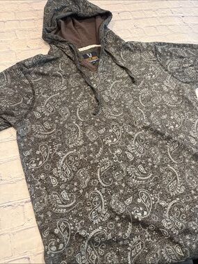 Giraffe Classic Men’s Paisley Hooded Polo Shirt | XL | EUC